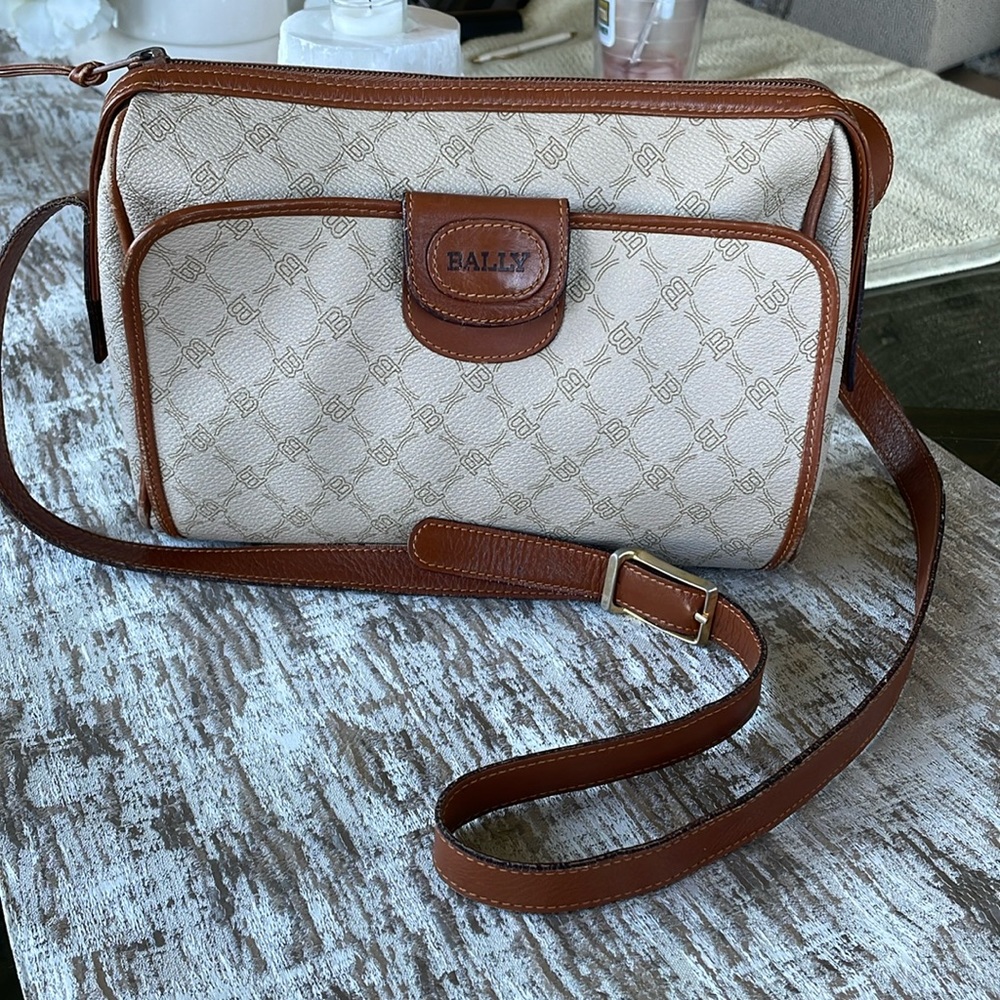 COPY - Vintage Bally crossbody purse